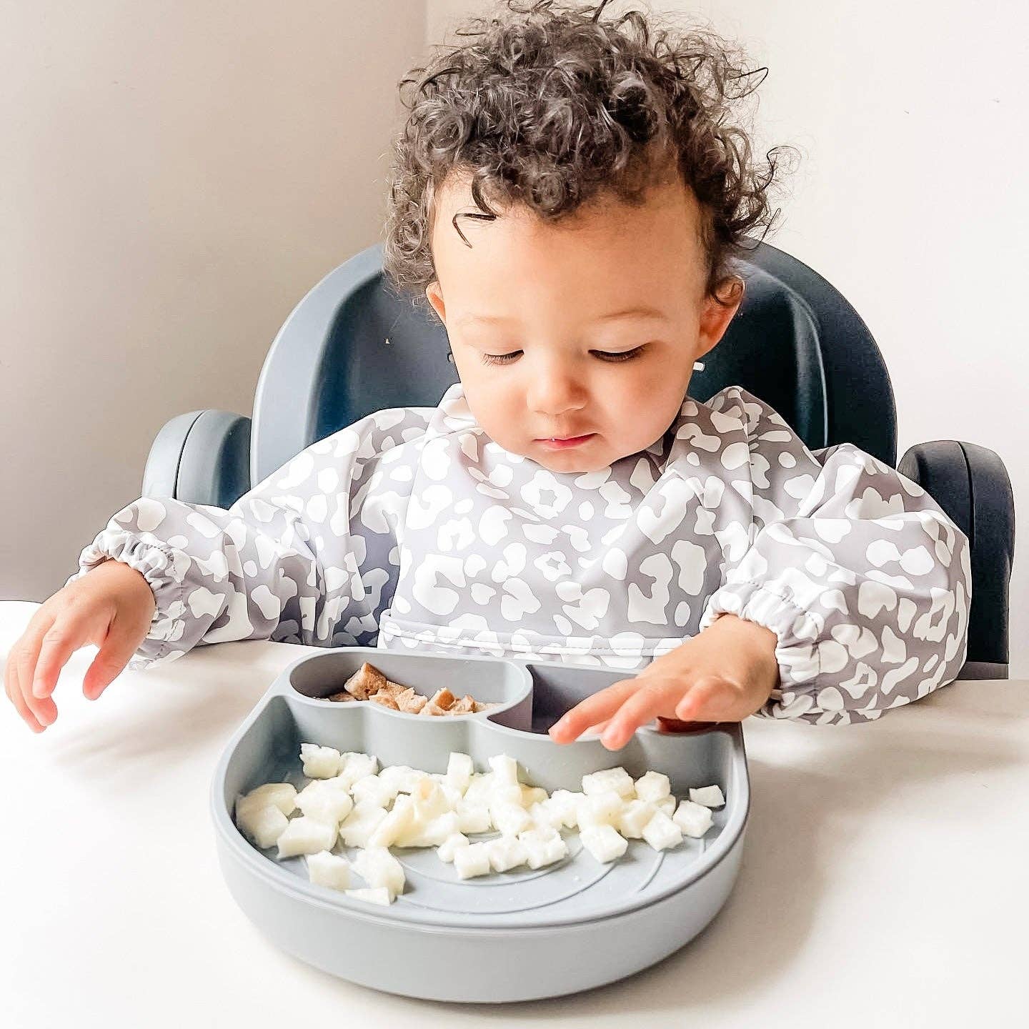 The Grayson Long Sleeve Bib - Leopard: Petal Pink