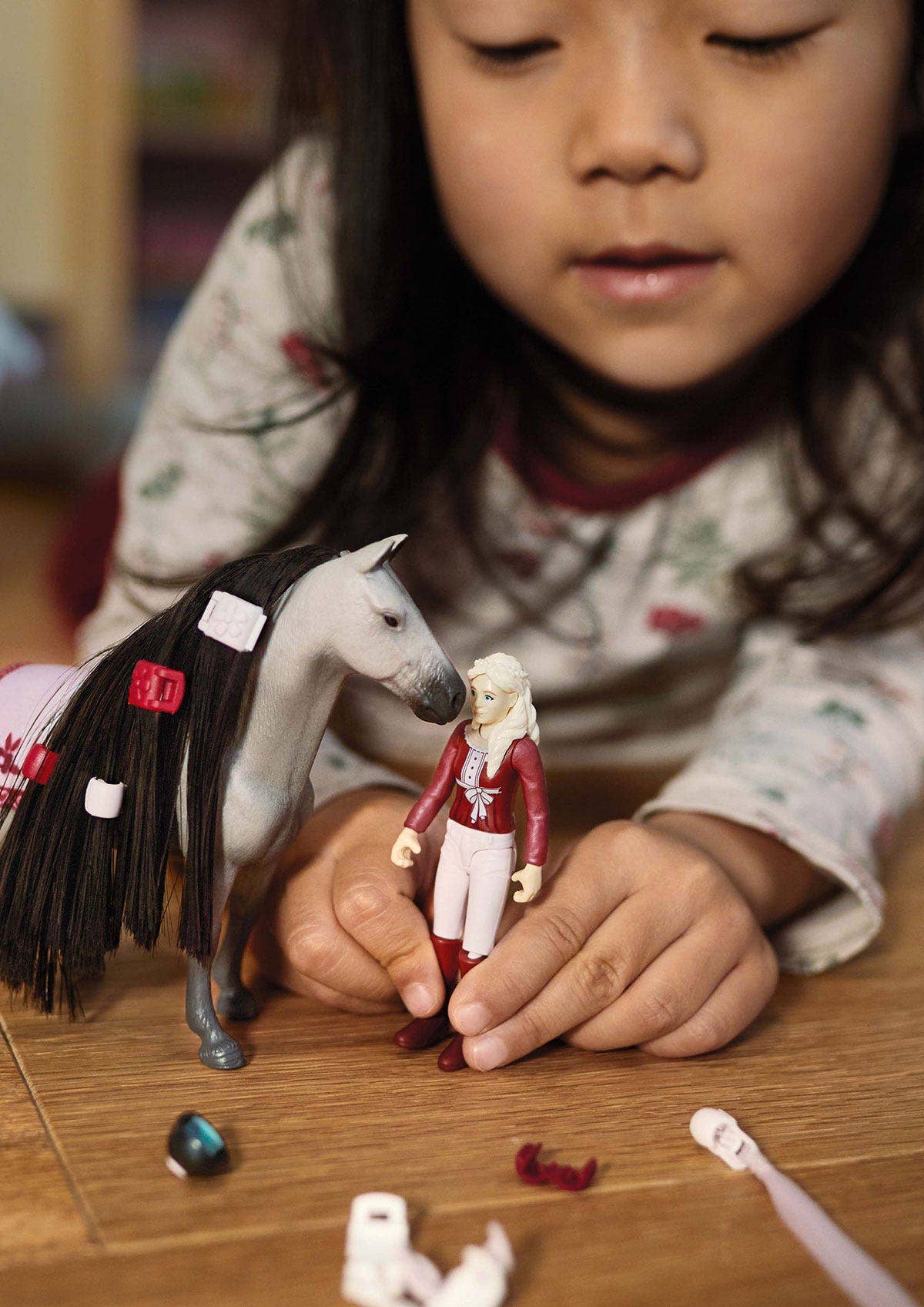 Sofia & Dusty Starter Set Playset With Rider And Horse