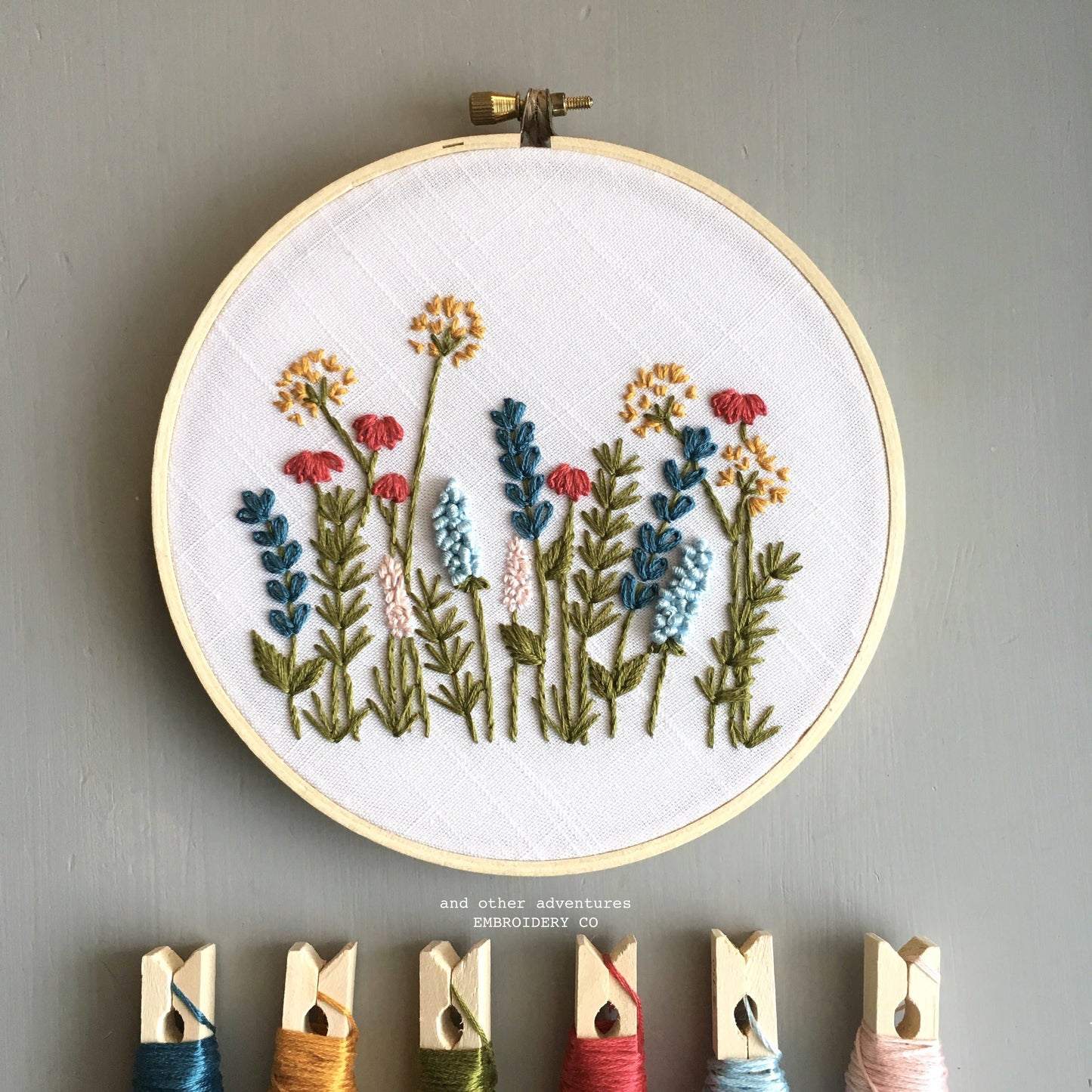 Beginner Embroidery KIT - Bright Summer Meadow